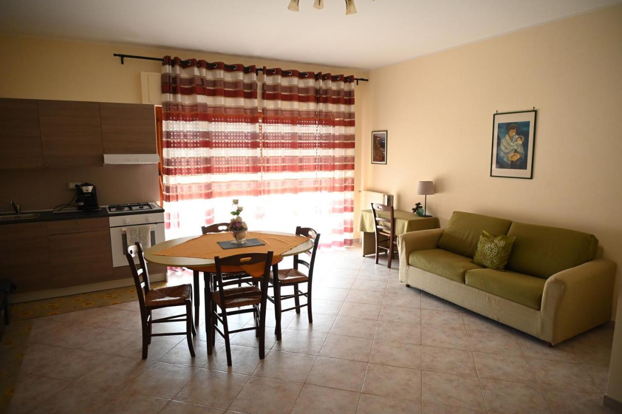 Castello Di Sotto Bed and Breakfast Milazzo Buitenkant foto